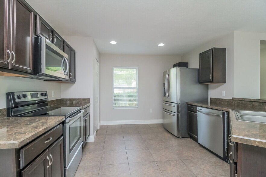Building Photo - 2857 Breezy Meadow Rd