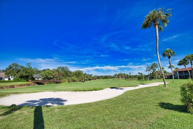 Building Photo - Annual Unfurnished 2 Bed 1 Bath Second Floor Condo located in Par Four at Capri Isles!