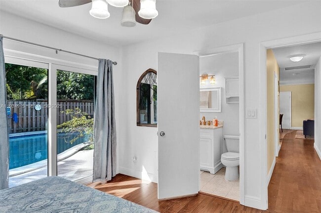 Building Photo - 2620 NE 19th St