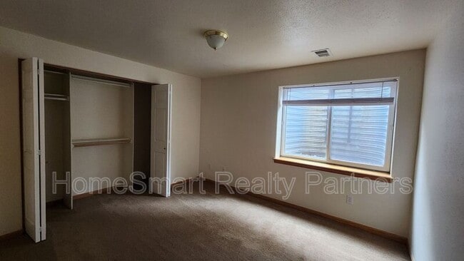 Building Photo - 508 Ridge Ave