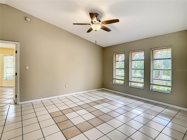 Building Photo - 2375 Bendway Dr