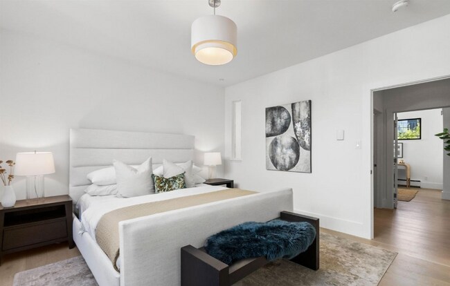 Building Photo - Charming Two Bedroom Condo in Mission Dolores - Please Contact for Showing Availability!