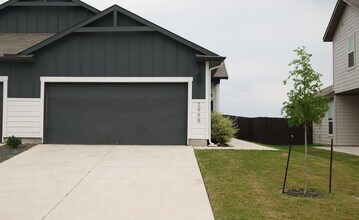 Building Photo - 299 Cross Barn Blvd