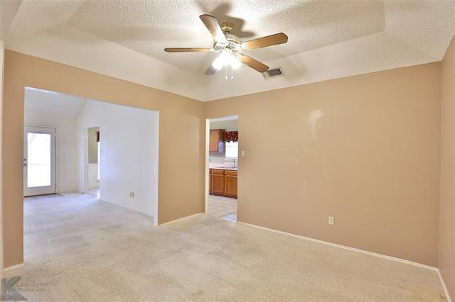 Building Photo - 2965 Red Oak Cir