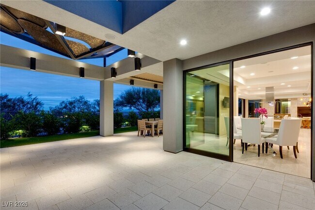 Building Photo - 98 Sun Glow Ln