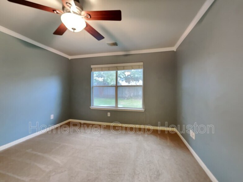 Building Photo - 3602 Avalon Castle Dr