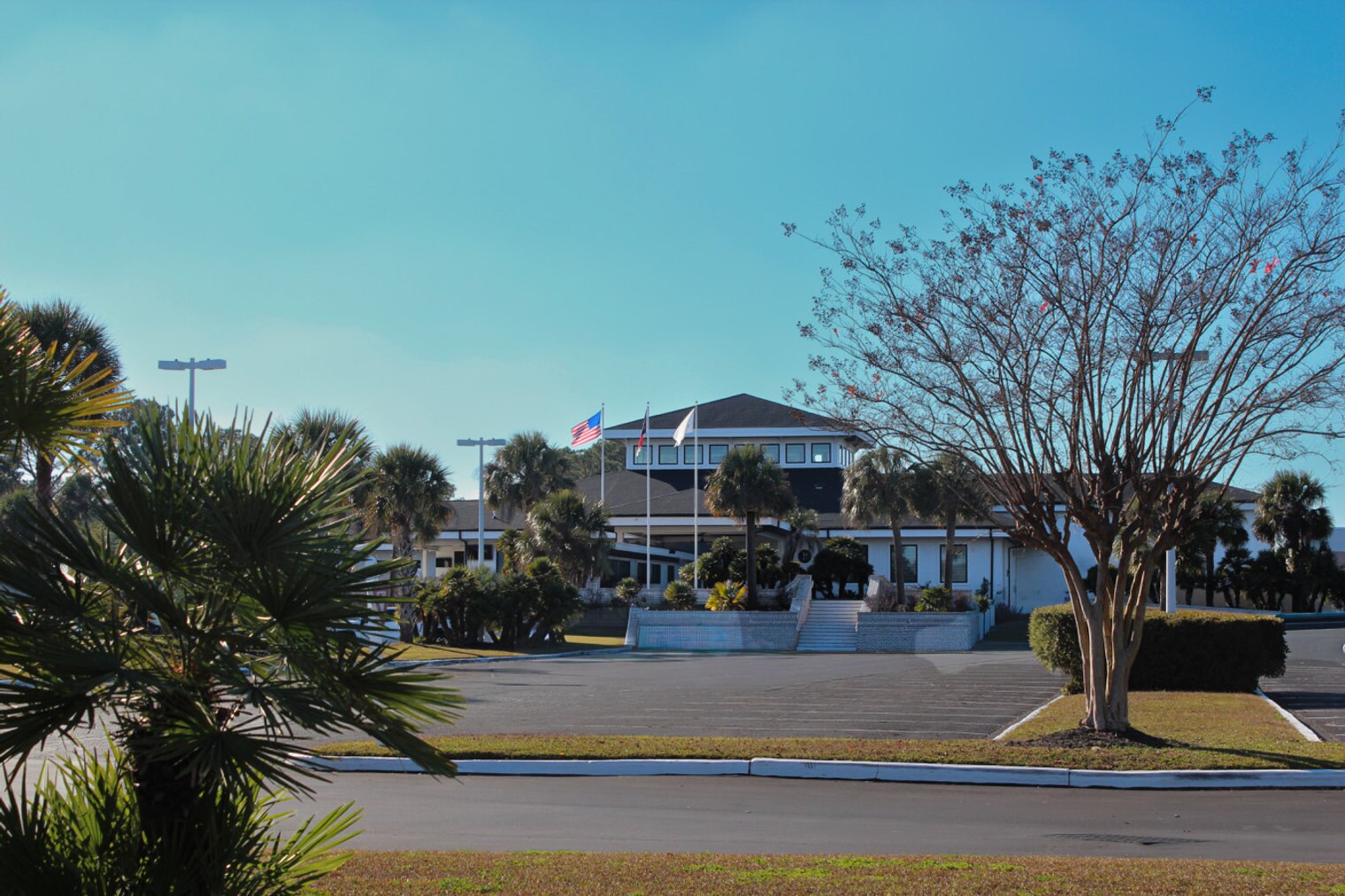 Building Photo - 215 Royal Poste Rd