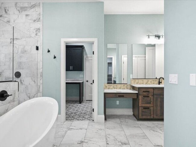 Building Photo - 3500 S Morain St