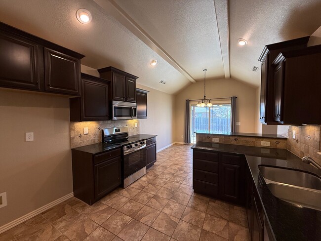 Building Photo - 2399 N Silk Rose Ave