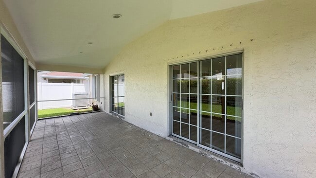 Building Photo - 13285 Opal Ln