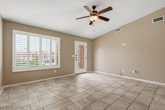 Building Photo - 14809 Tierra Crystal Ave