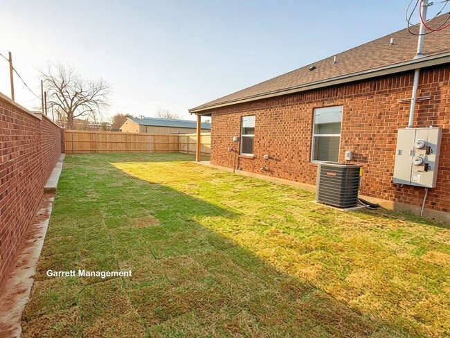 Building Photo - New Construction 3/2 Duplex