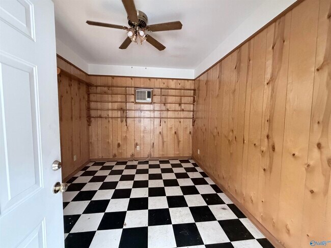 Building Photo - 4207 Concord Rd NW