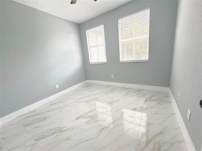 Building Photo - 2310 Shoma Ln