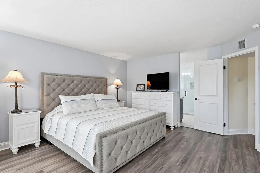 Building Photo - 7773 Eagle Ridge Dr