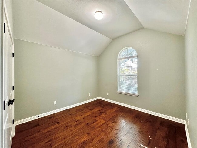 Building Photo - 4207 Oldenburg Ln