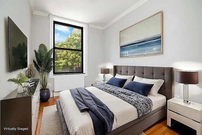 Building Photo - 200 Stanton St