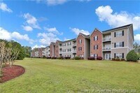 Building Photo - 625 Marshtree Ln