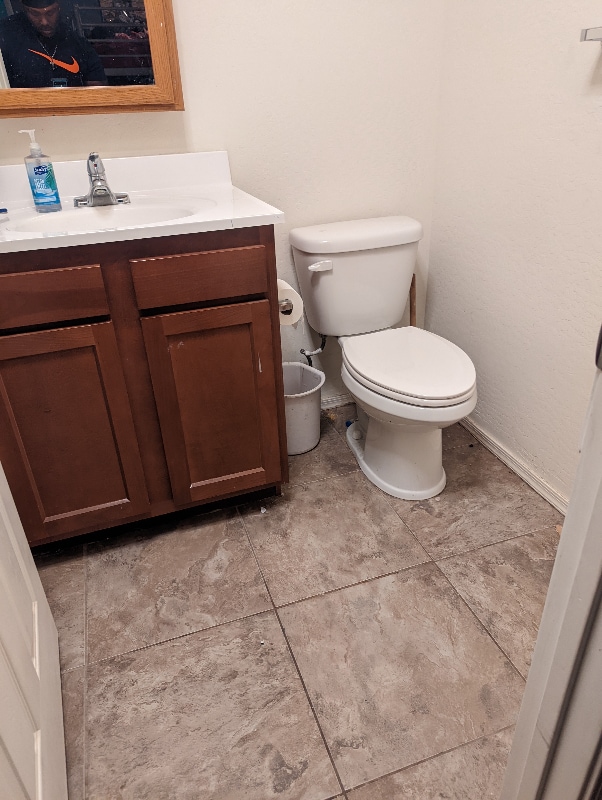 Building Photo - 837 E Gable Ave