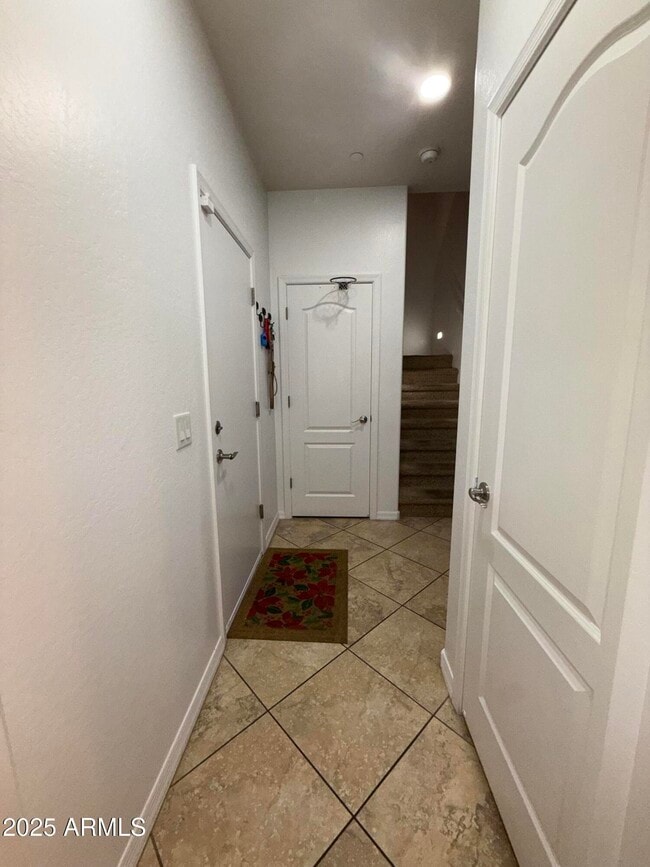 Building Photo - 9242 W Meadow Dr