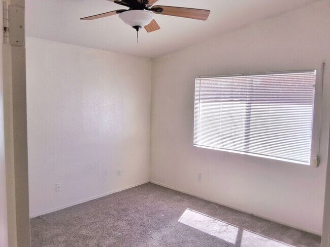Building Photo - 7384 E Cross Ridge Pl