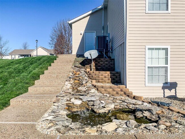 Building Photo - 1031 Buran Dr