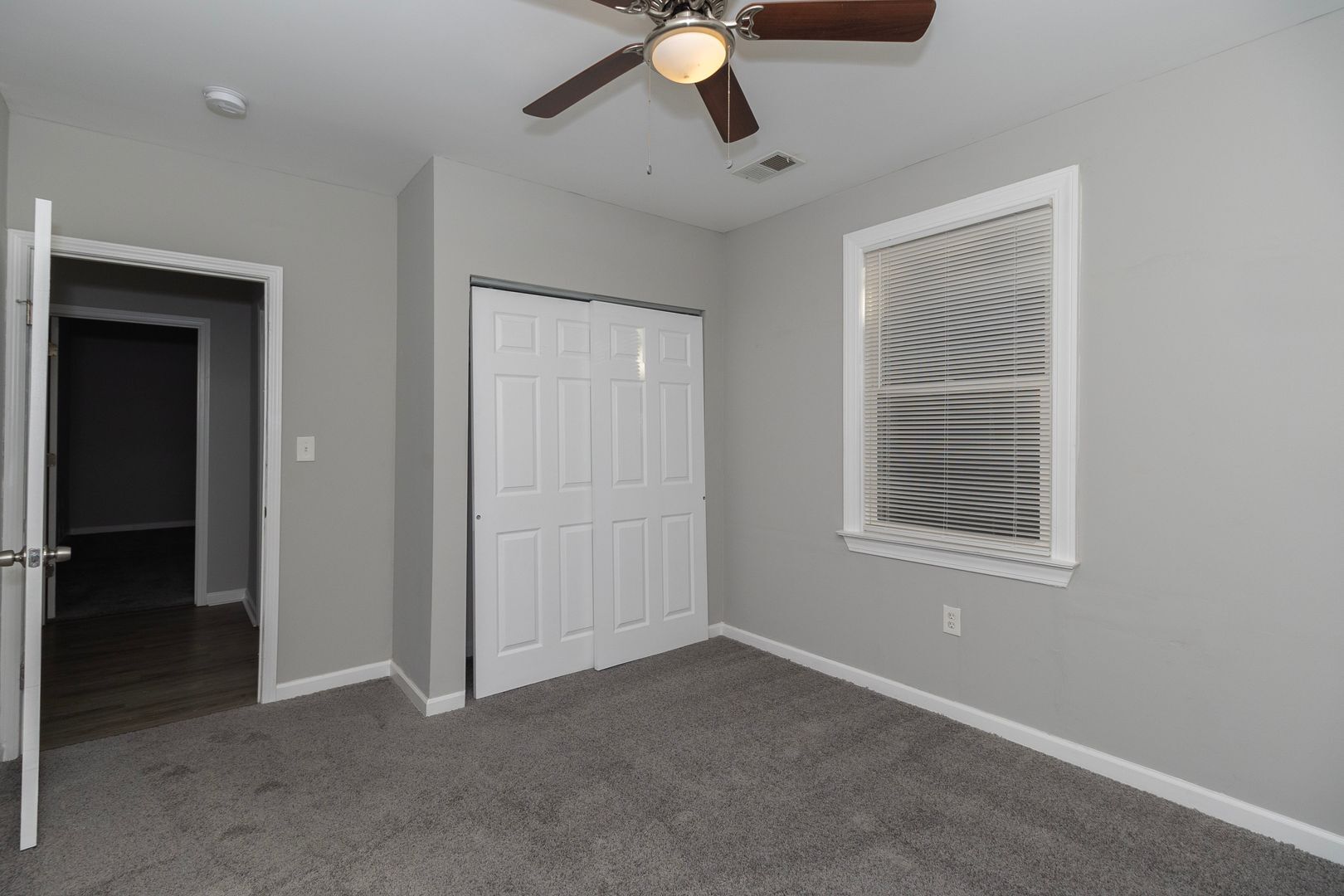 Building Photo - 2708 Olive St