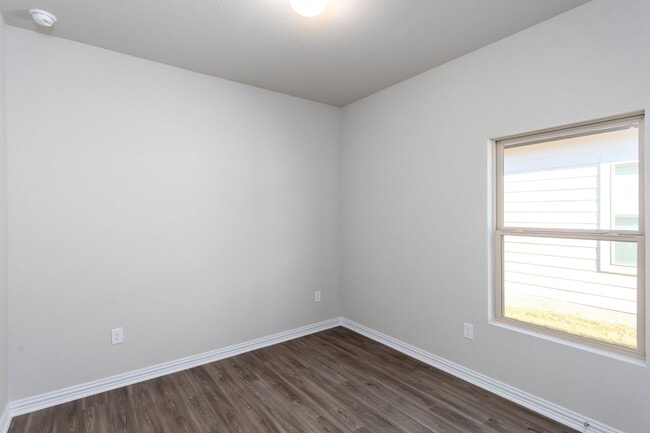 Building Photo - Luxury Duplex Near Randolph and Ft. Sam