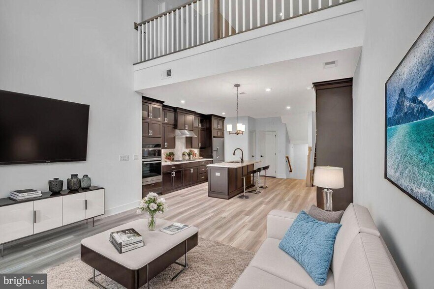 Building Photo - 10208 Donatello Dr