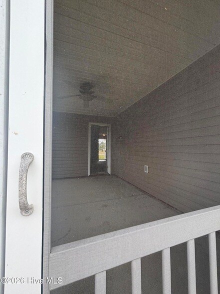 Building Photo - 376 Eastfield Dr