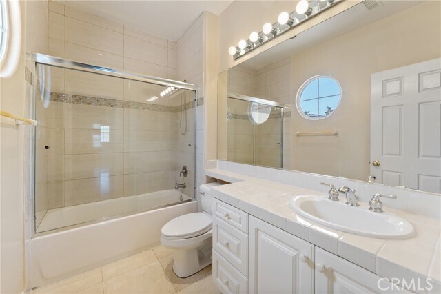 Building Photo - 2528 N San Miguel Dr