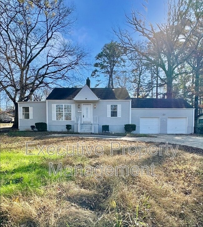 Primary Photo - 1341 Pineview Rd