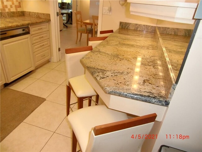 Building Photo - 3500 Galt Ocean Dr