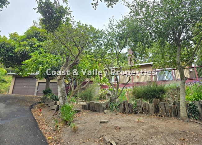 Building Photo - Beautiful Home in North Monterey County fo...