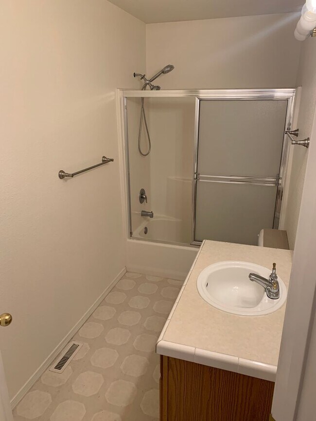 Building Photo - 4986 W Hillcrest View Ct