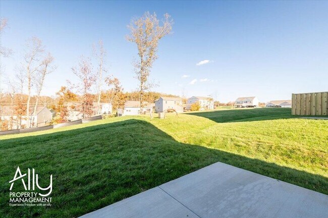 Building Photo - 54 Sophie Kathryn Dr