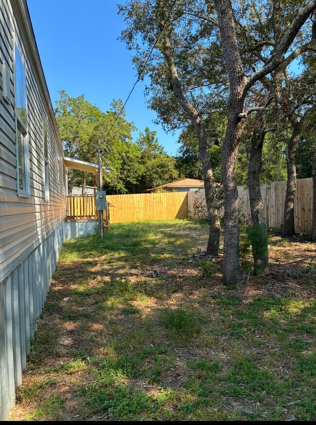 Building Photo - 1826 Abercrombie Rd