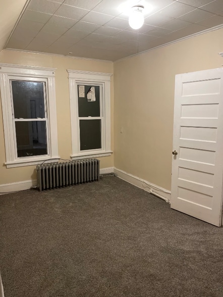 Building Photo - 226 Cooke St