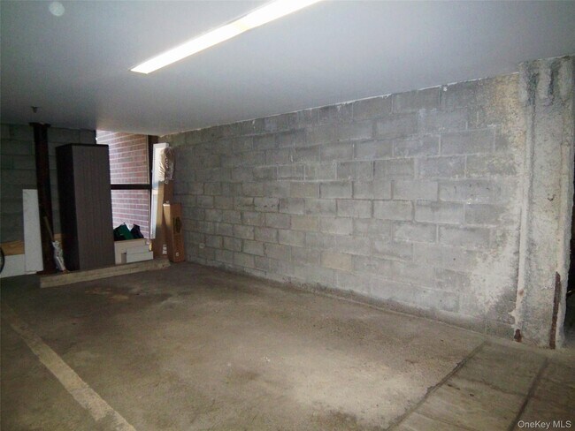 Building Photo - 777 N MacQuesten Pkwy