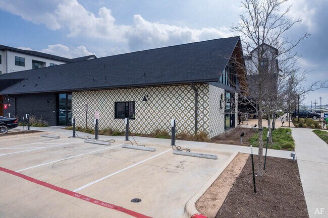 Building Photo - 2001 Ed Bluestein Blvd