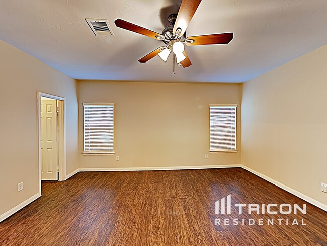 Building Photo - 21439 Palma Grove Way