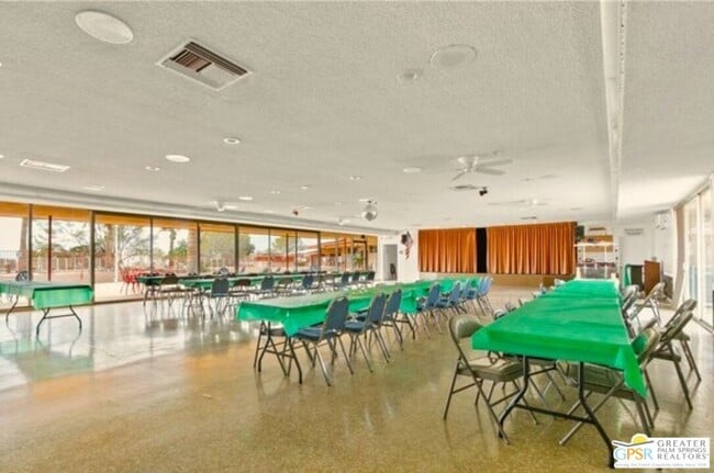 Building Photo - 69490 Parkside Dr