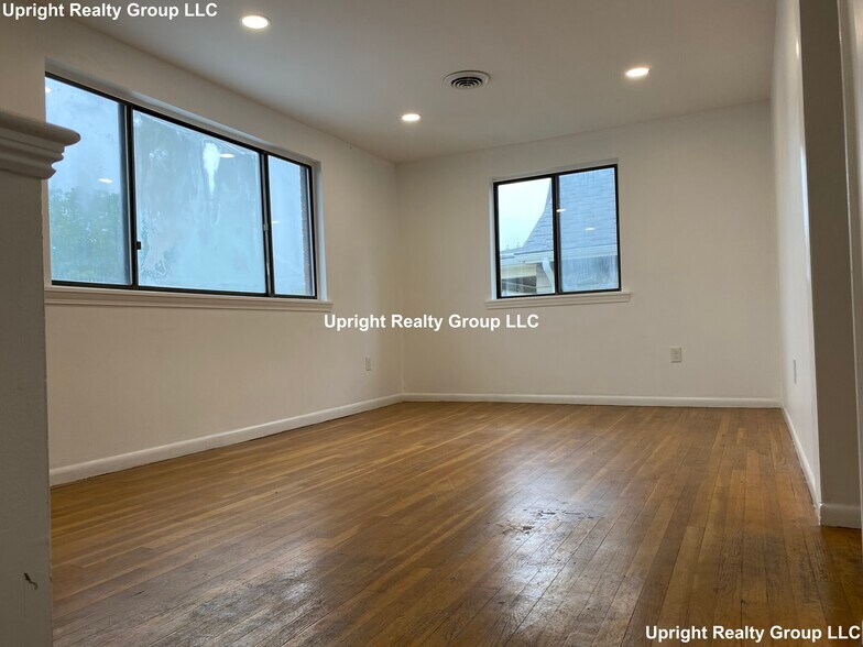 Building Photo - 62 Nonantum St