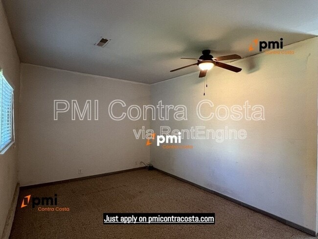 Building Photo - 2690 Waltrip Ln