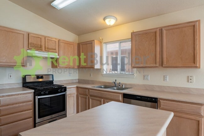 Building Photo - CALL US TODAY AT (505) 808-6467 TO SCHEDUL...