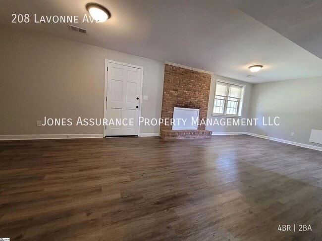 Building Photo - 208 Lavonne Ave