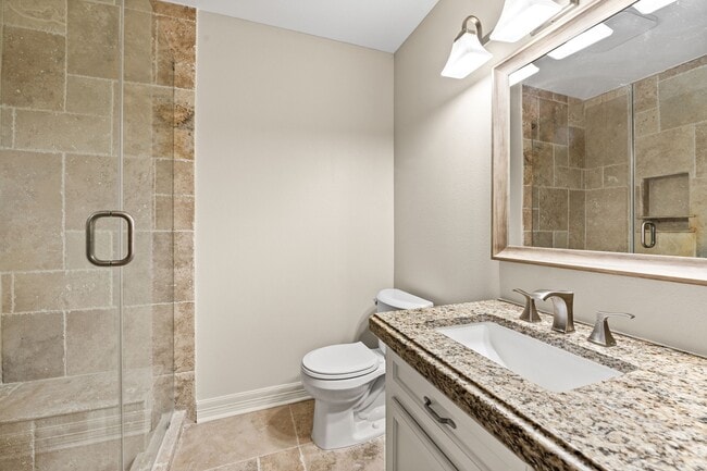 Building Photo - 2227 Parana Dr
