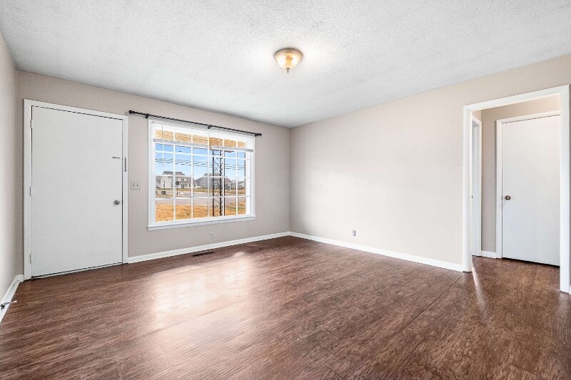 Building Photo - 4611 Franklin Rd