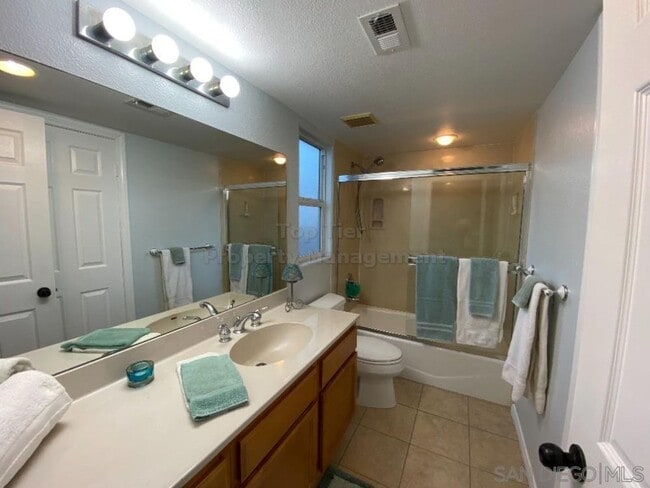 Building Photo - Discover Coastal Elegance: Stunning 3-Bed,...