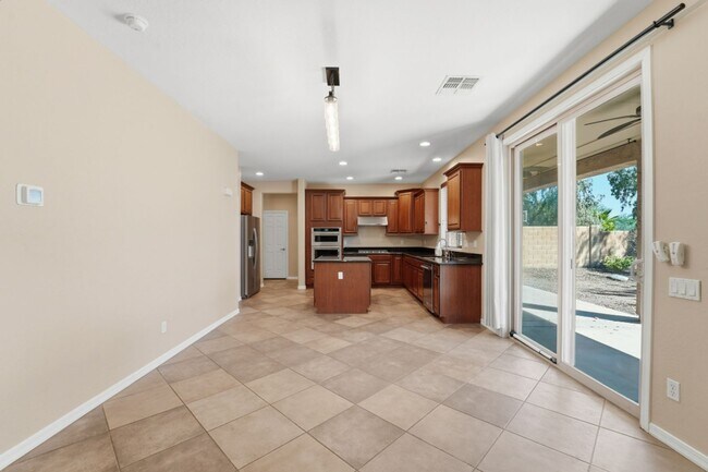 Building Photo - Spacious 3-Bedroom + Loft Home with Mounta...